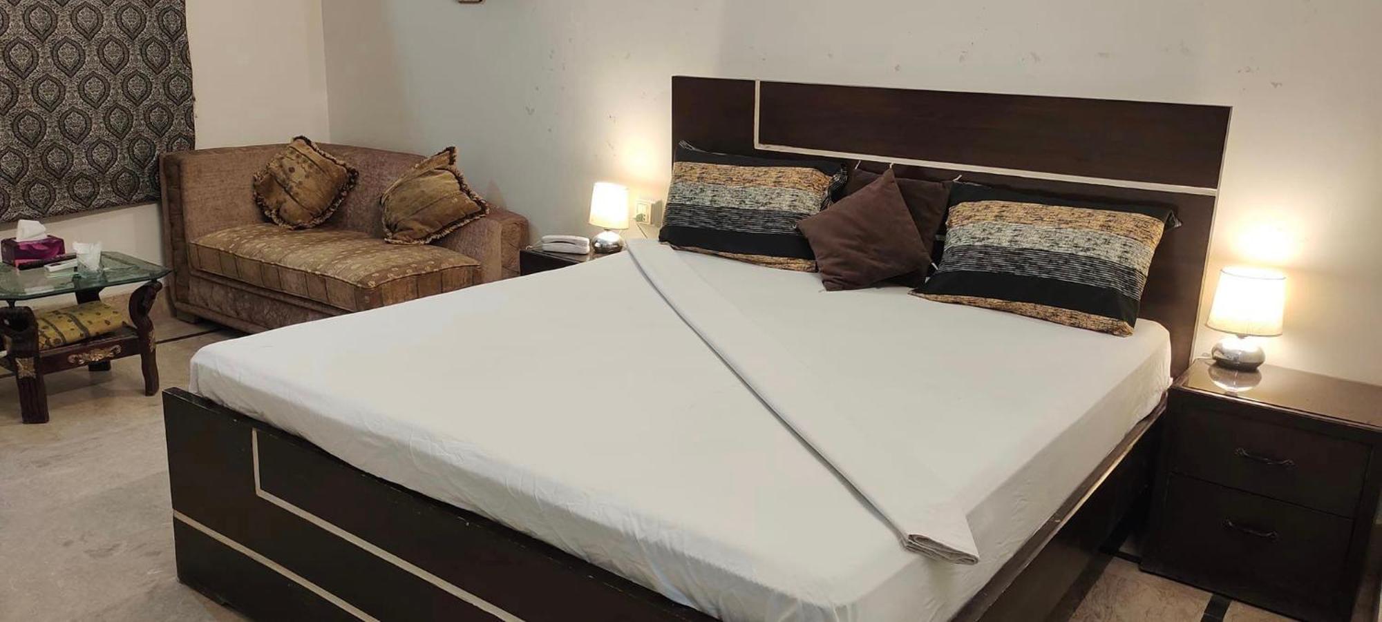 היידראבאד The Royal Palace Guest House מראה חיצוני תמונה
